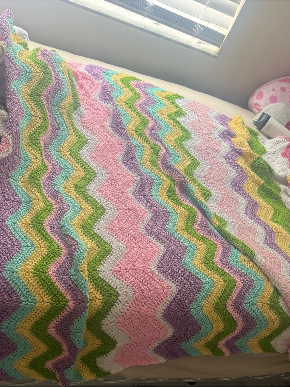 Handmade Zigzag Pastel Crochet Blanket - Multi Color